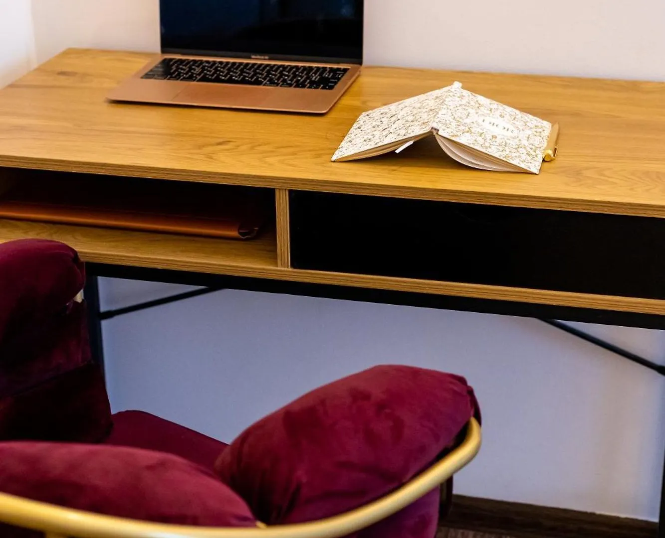 Avangard LChin*M Apartment Lviv